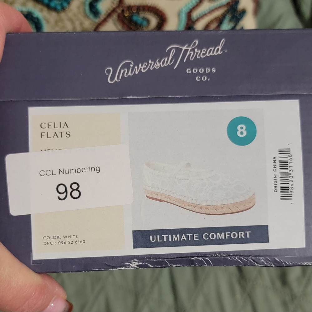 Universal Thread Celia Lace Flats - White